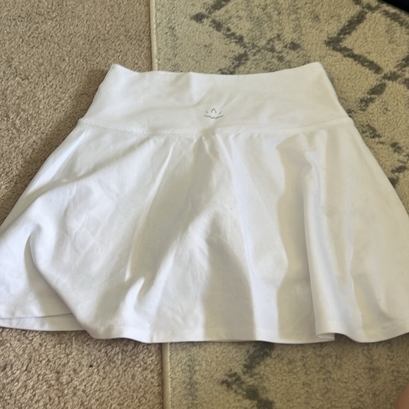 Beyond yoga tennis skirt - Picture 4 of 5